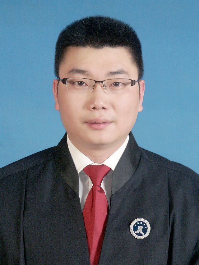 周炜律师