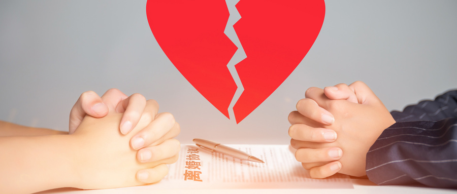农村房子离婚怎么分？起诉财产分割指南，一看就懂！