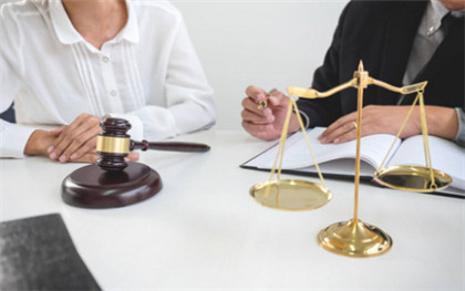 　　民事诉讼起诉需要符合哪些条件